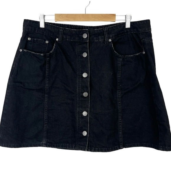 City Chic Dresses & Skirts - City Chic Women’s Black Denim Skirt Short Button-Up Panel A-Line Plus Size S 16